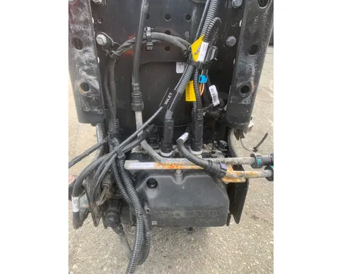 VOLVO VNL64 Brackets, Misc.