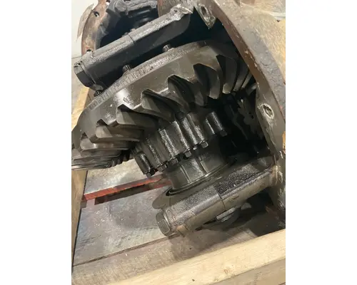 VOLVO VNL64 Differential Assembly (Front, Rear)