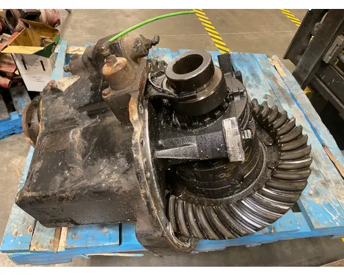VOLVO VNL64 Differential Assembly (Front, Rear)