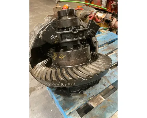 VOLVO VNL64 Differential Assembly (Front, Rear)