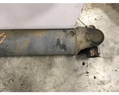 VOLVO VNL64 Drive Shaft, Rear