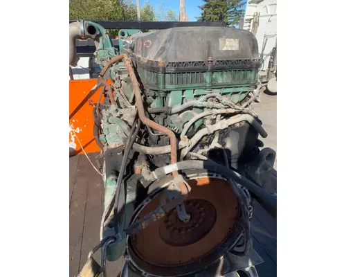 VOLVO VNL64 Engine Assembly