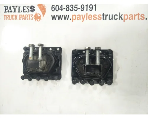 VOLVO VNL64 Engine Mounts