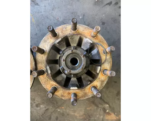 VOLVO VNL64 Hub