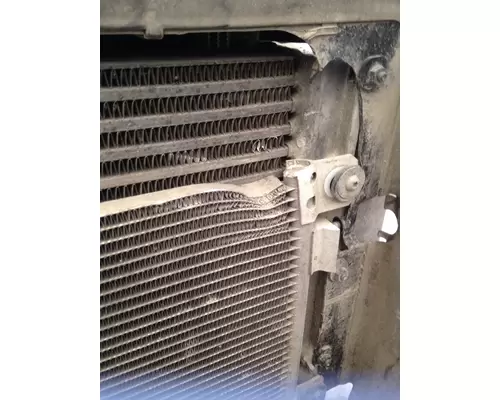 VOLVO VNL64 Radiator