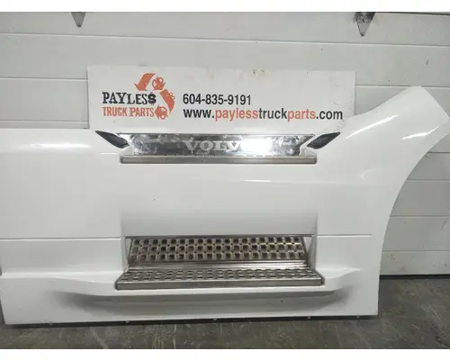 VOLVO VNL64 Side Fairing