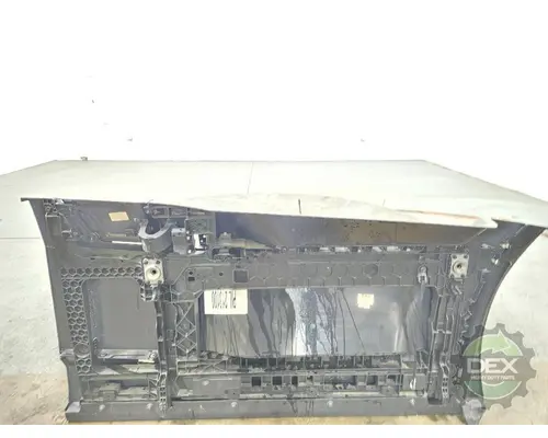 VOLVO VNL660 1644 bulb socket