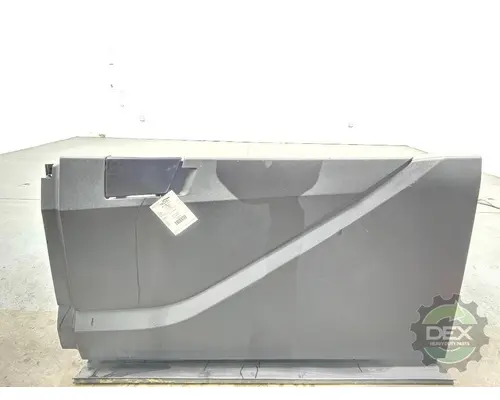 VOLVO VNL660 1644 bulb socket