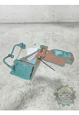 VOLVO VNL660 2931 valve