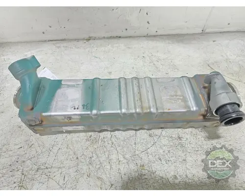 VOLVO VNL660 2932 cooler