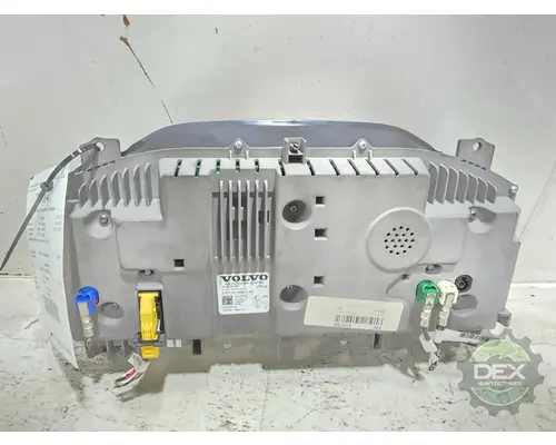 VOLVO VNL660 3811 combined instrument, complete