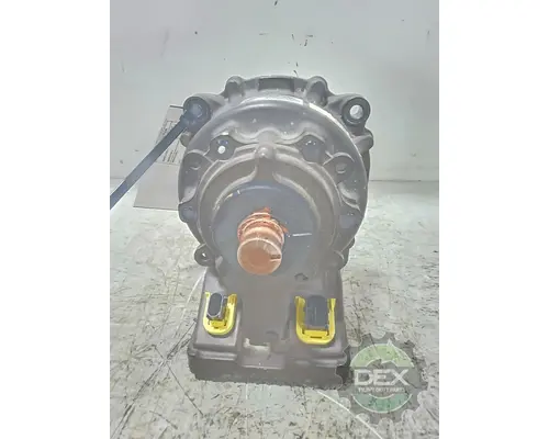 VOLVO VNL660 6422 steering gear, servo complete