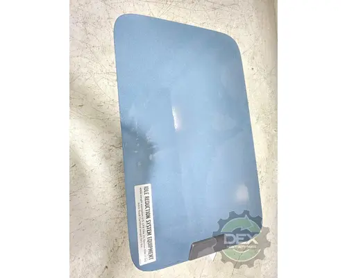 VOLVO VNL660 8371 hatch, easily opened