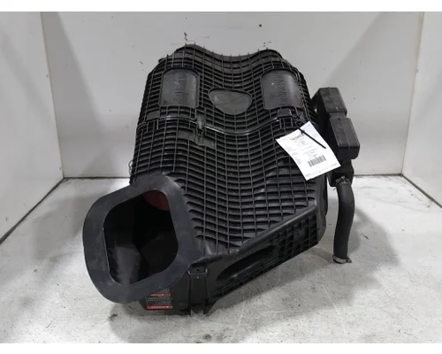 VOLVO VNL660 Air Cleaner