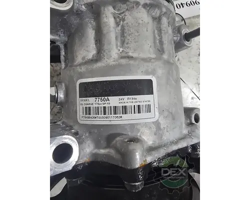 VOLVO VNL660 Air Conditioner Compressor