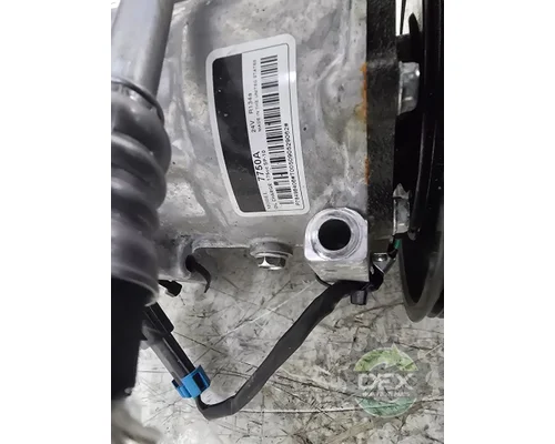 VOLVO VNL660 Air Conditioner Compressor