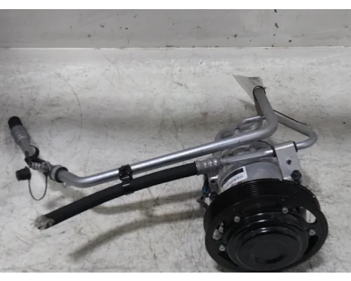 VOLVO VNL660 Air Conditioner Compressor