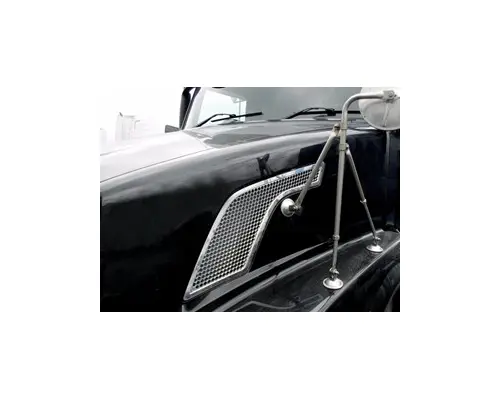 VOLVO VNL660 Body Parts, Misc.