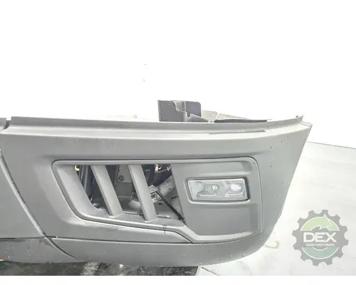 VOLVO VNL660 Bumper Assembly, Front