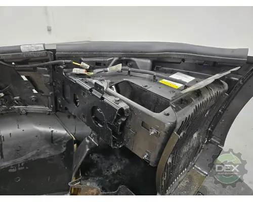 VOLVO VNL660 Bumper Assembly, Front