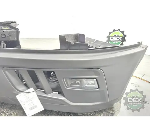 VOLVO VNL660 Bumper Assembly, Front