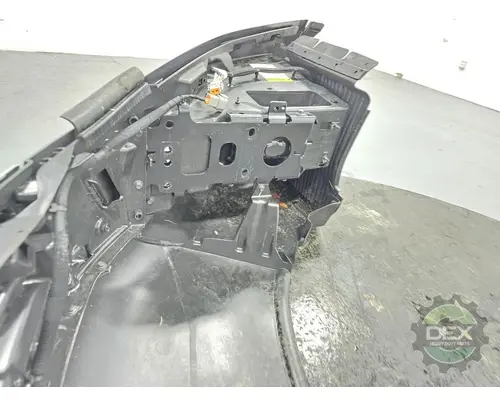 VOLVO VNL660 Bumper Assembly, Front