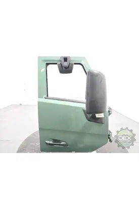 VOLVO VNL660 Door Assembly, Front