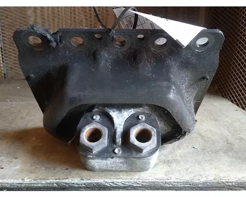 VOLVO VNL660 Engine Mounts