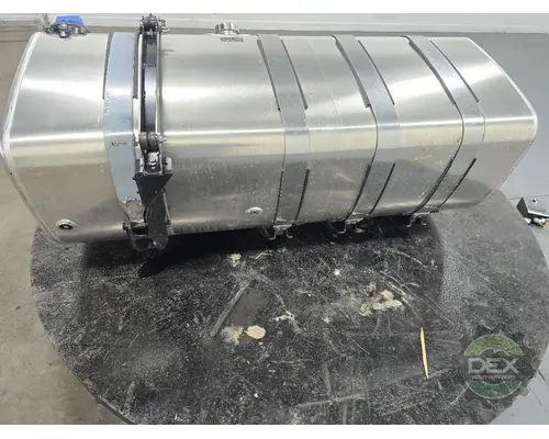 VOLVO VNL660 Fuel Tank