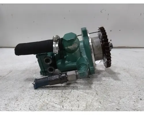 VOLVO VNL660 Power Steering Pump