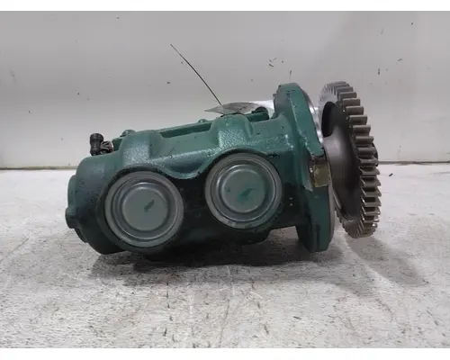 VOLVO VNL660 Power Steering Pump
