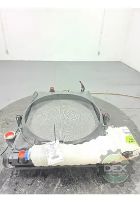 VOLVO VNL660 Radiator