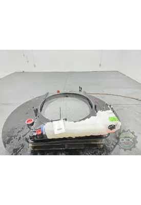 VOLVO VNL660 Radiator