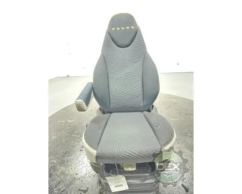 VOLVO VNL660 Seat, Front