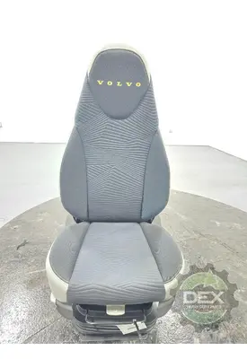 VOLVO VNL660 Seat, Front