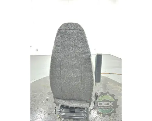 VOLVO VNL660 Seat, Front