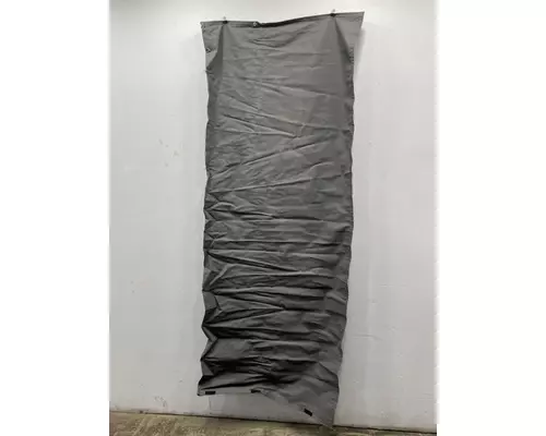 VOLVO VNL660 Sleeper Curtain