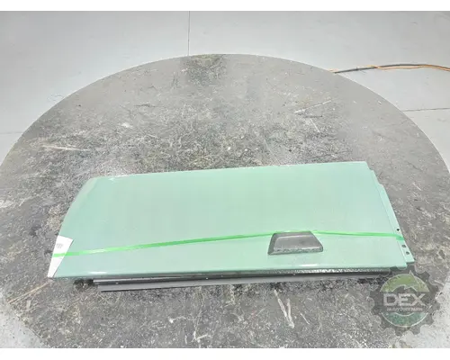 VOLVO VNL660 Spoiler, Front