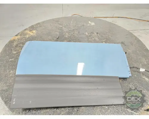 VOLVO VNL660 Spoiler, Front