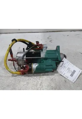 VOLVO VNL660 Starter Motor