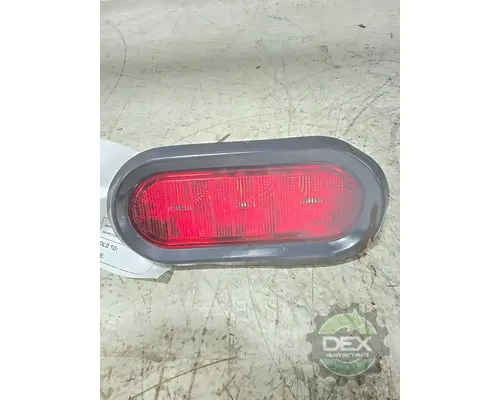 VOLVO VNL660 Tail Lamp
