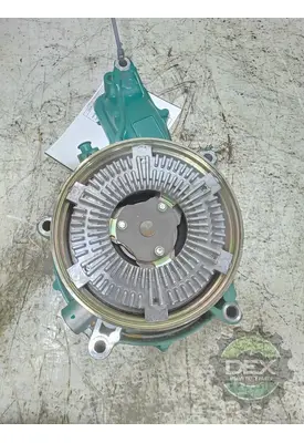 VOLVO VNL660 Water Pump