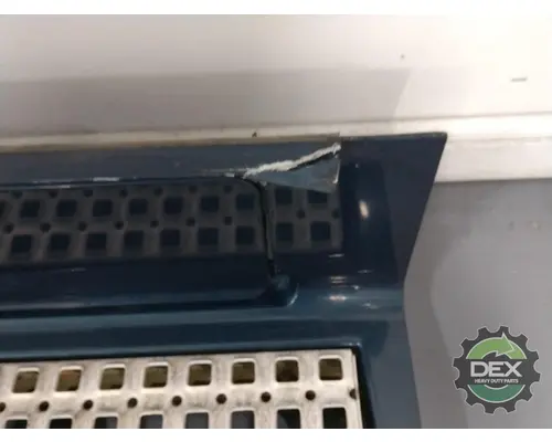 VOLVO VNL670 1644 bulb socket