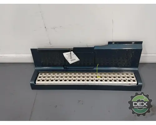 VOLVO VNL670 1644 bulb socket