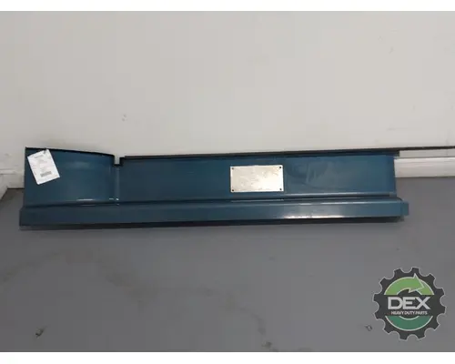 VOLVO VNL670 1644 bulb socket