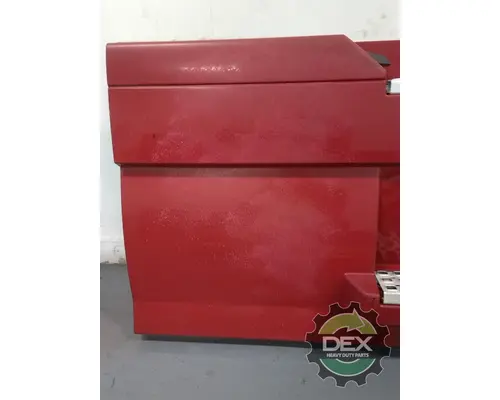 VOLVO VNL670 1644 bulb socket