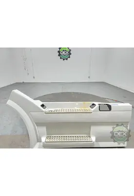 VOLVO VNL670 1644 bulb socket