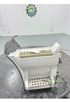 VOLVO VNL670 1644 bulb socket