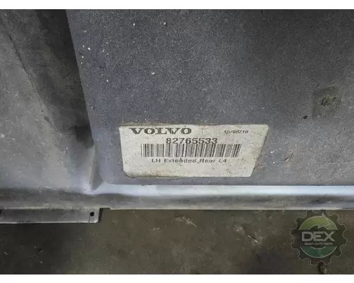 VOLVO VNL670 1644 bulb socket