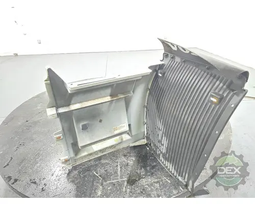 VOLVO VNL670 1644 bulb socket